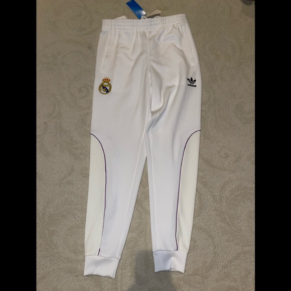 Adidas sweat suit - Picture 6 of 8
